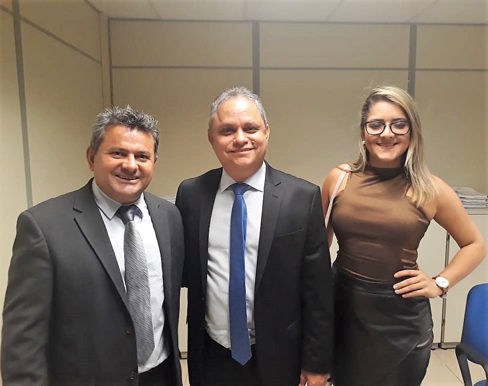 PRESIDENTE MANOEL RODRIGUES,  ROGÉRIO GOMES DA PRIMEIRA CONTROLADORIA DO TCM-PA E Dra. ERIKA