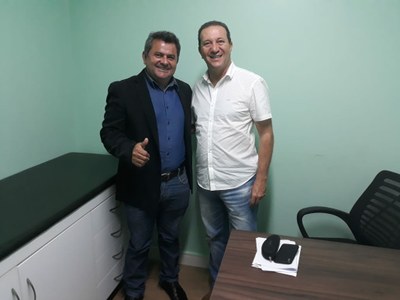 Ver. Manoel Rodrigues de Sousa e o lider político Dr. Marcio Miranda!.jpg