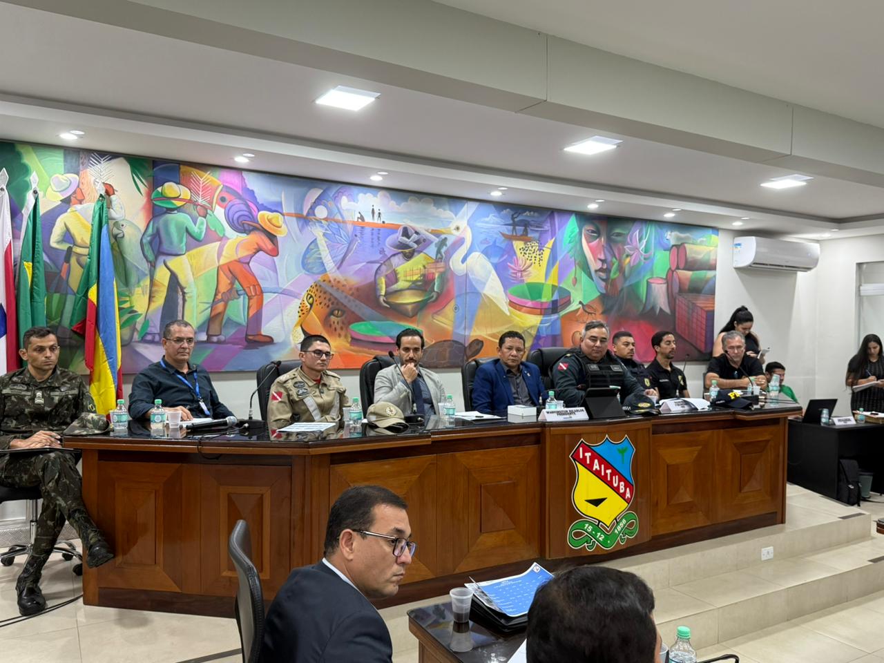 CÂMARA DE ITAITUBA REALIZA AUDIÊNCIA PÚBLICA PARA DEBATER SEGURANÇA NAS RUAS E POLÍTICAS DE PREVENÇÃO